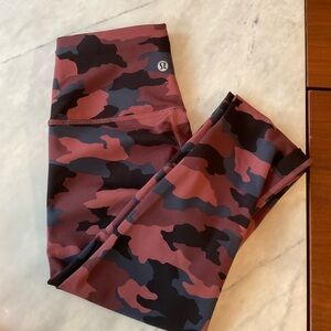 Lululemon WUNDER under High-Rise leggings 25” Heritage 365 Smokey Red